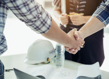 iStock-Builder client deal.jpg